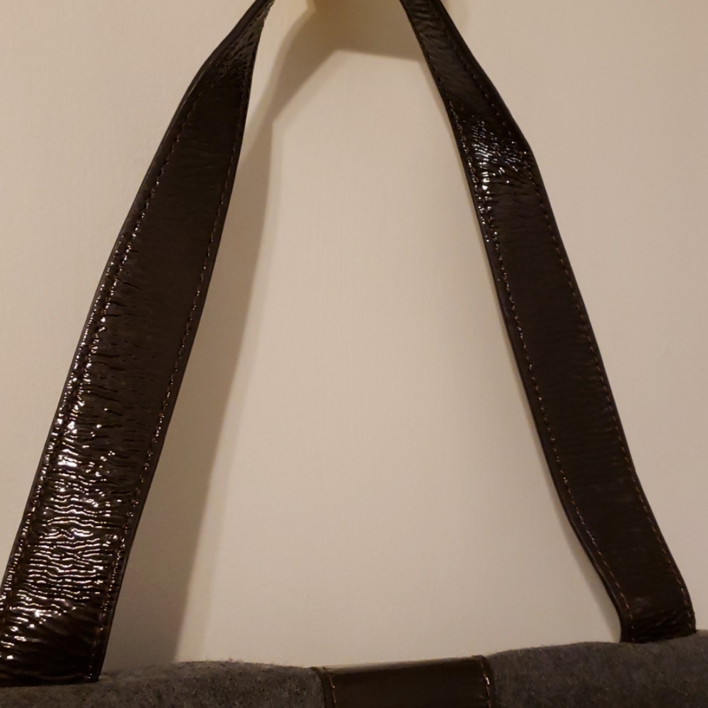 HOBO International wool/patent leather - Picture 8 of 8